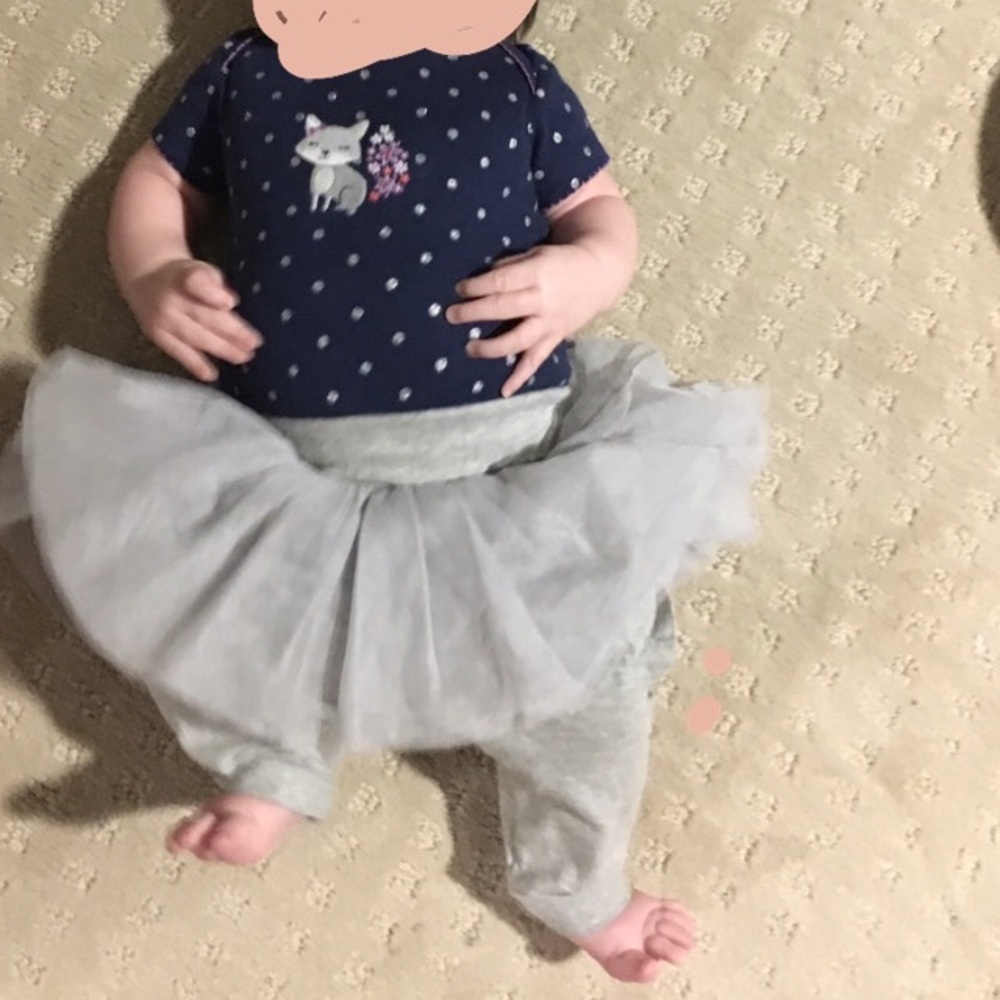 ! EUC 3M carters/gap tutu pants & dot onesie